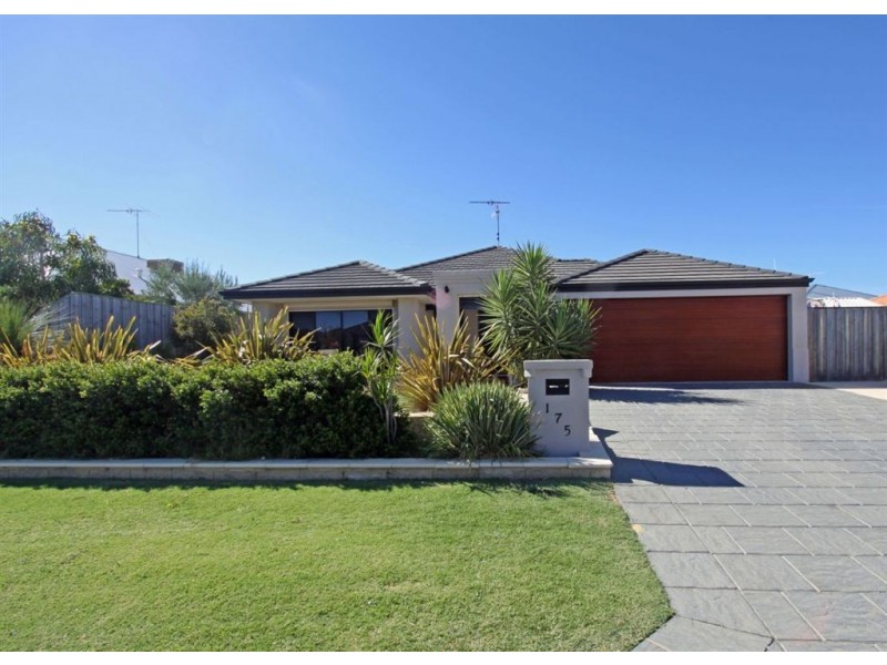 175 Peelwood Parade, Halls Head WA 6210