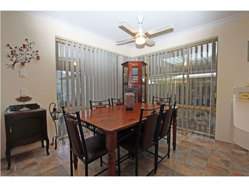 2 Berkely Close, Greenfields WA 6210