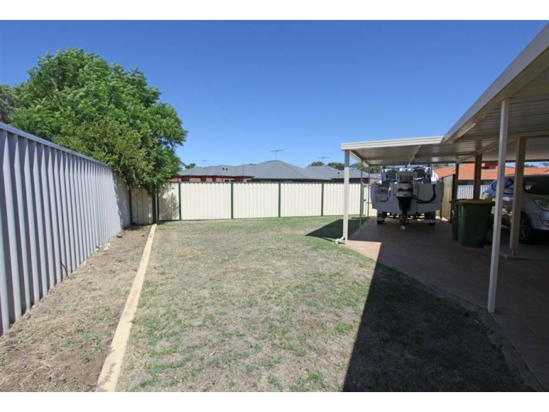 2 Buchanan Elbow, Greenfields WA 6210