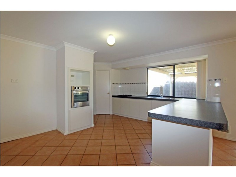 14 Sunderland Close, Greenfields WA 6210