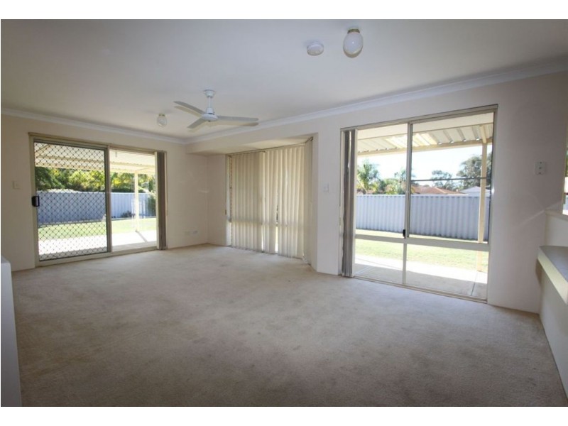 22 Renison Drive, Greenfields WA 6210