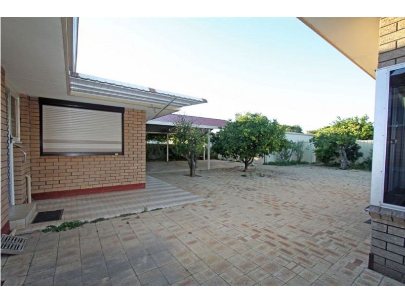 60 Leslie Street, Dudley Park WA 6210