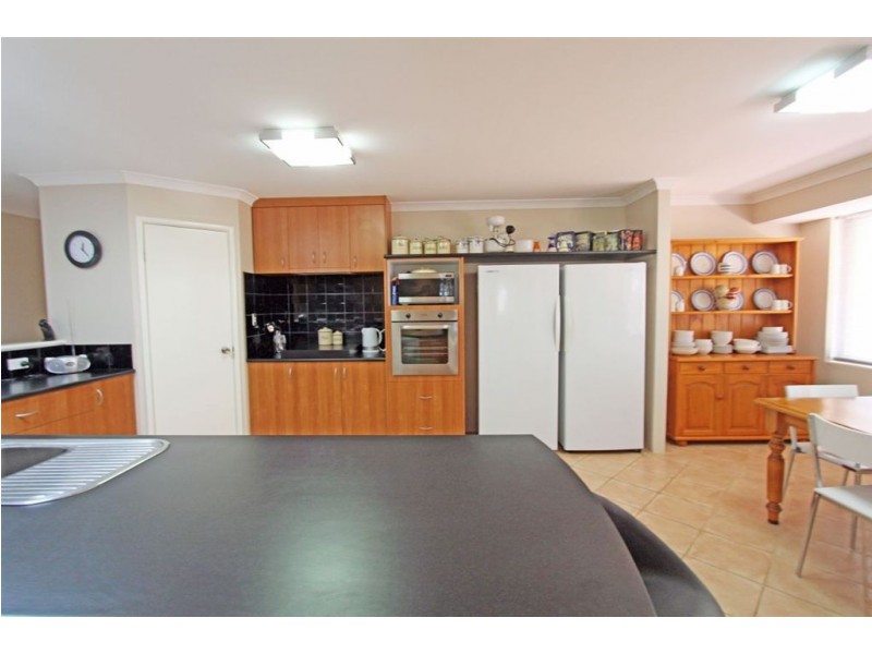 9 Duyfken Way, Dudley Park WA 6210