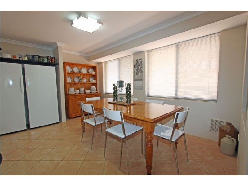 9 Duyfken Way, Dudley Park WA 6210