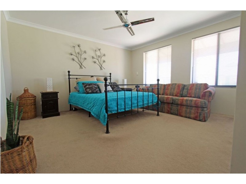 9 Duyfken Way, Dudley Park WA 6210