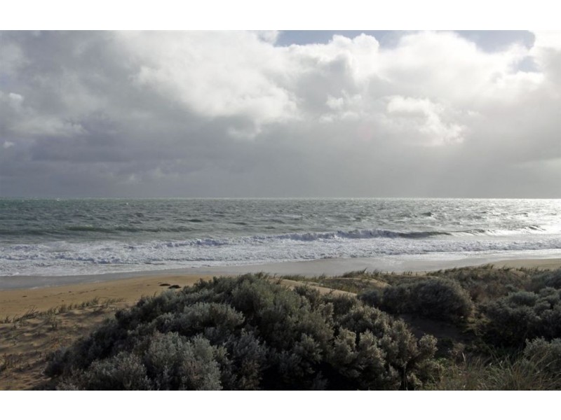 13 Parmelia Way, Madora Bay WA 6210