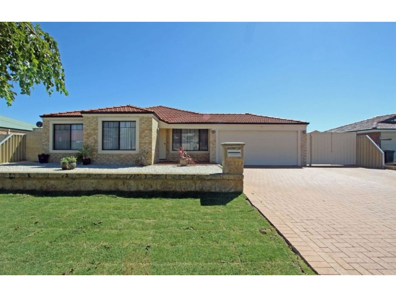 19 Harmony Parade, Singleton WA 6175