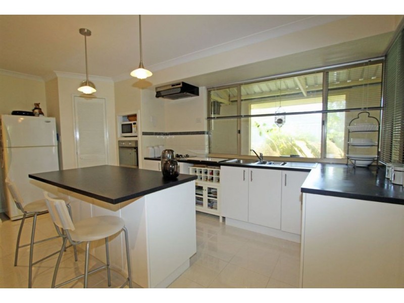 24 Lilystone Retreat, Erskine WA 6210