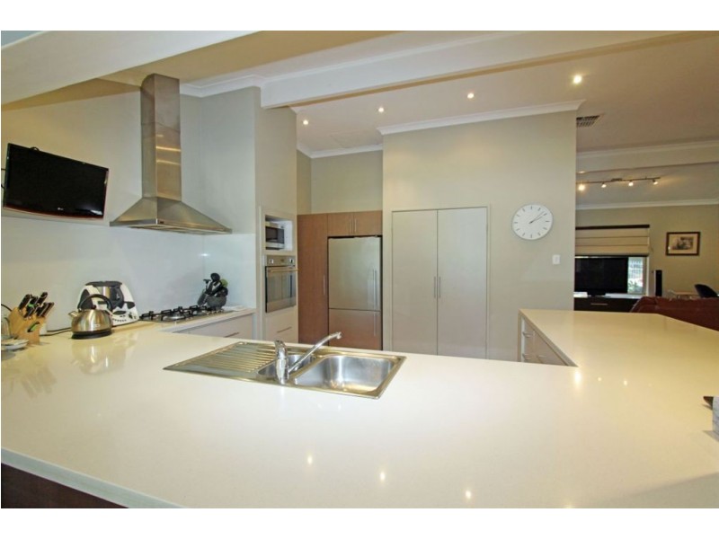 20 Elleker Close, Greenfields WA 6210