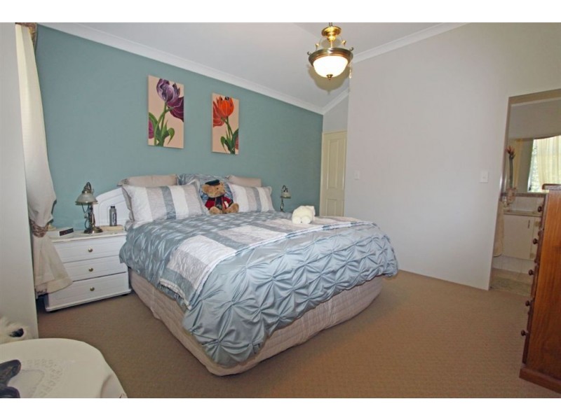 55 Mariners Cove Drive, Dudley Park WA 6210