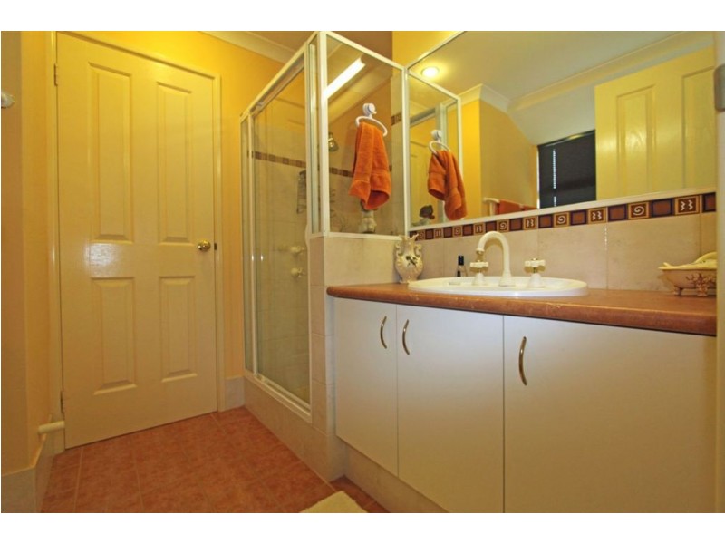 55 Mariners Cove Drive, Dudley Park WA 6210