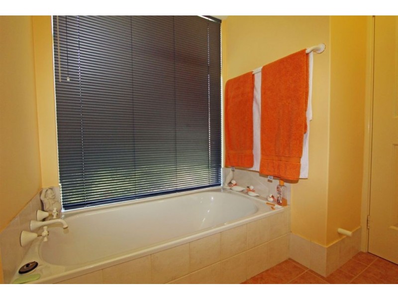 55 Mariners Cove Drive, Dudley Park WA 6210