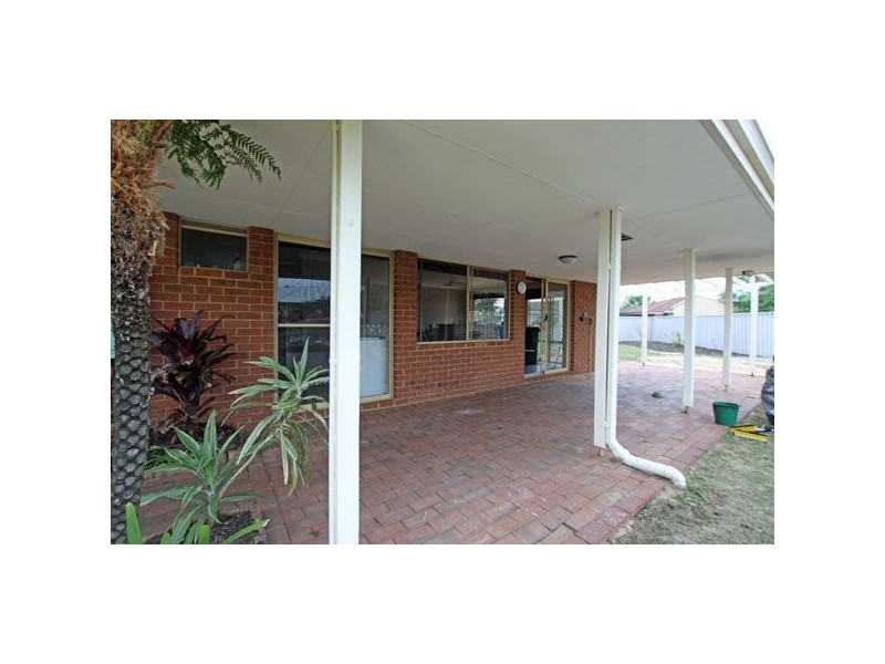 3 Feluga Court, Greenfields WA 6210