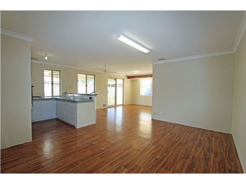 2 Throssell Court, Greenfields WA 6210