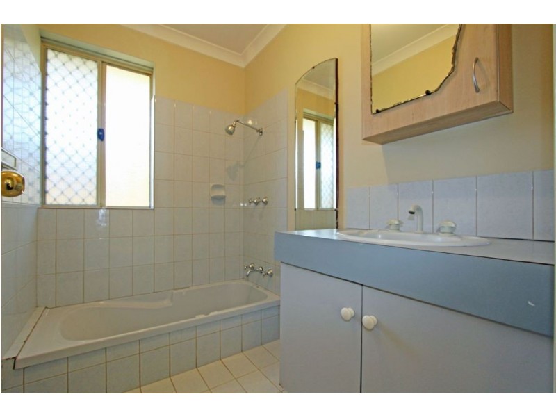 2 Throssell Court, Greenfields WA 6210