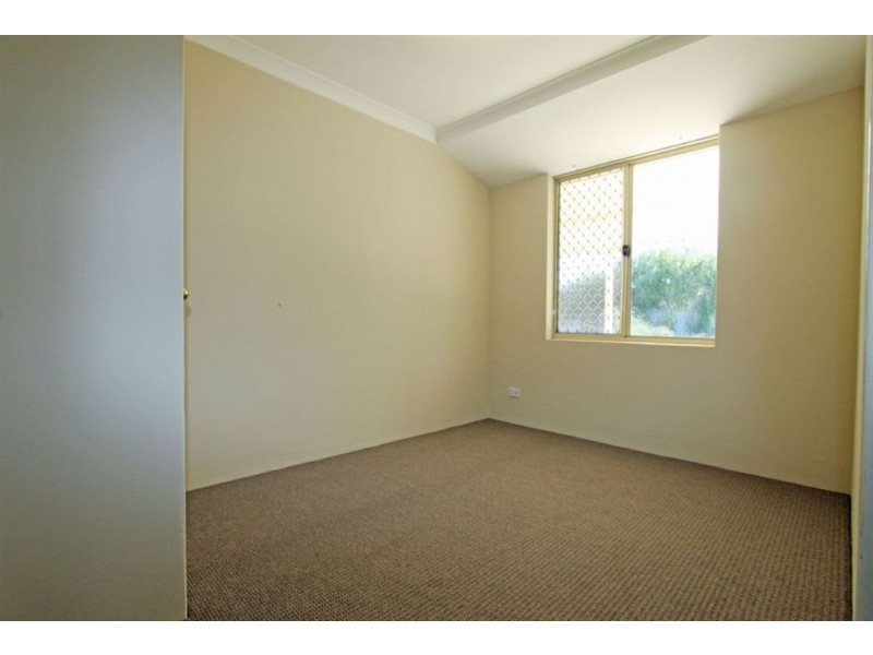 2 Throssell Court, Greenfields WA 6210