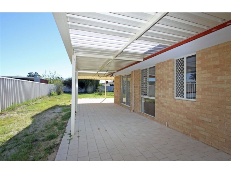 2 Throssell Court, Greenfields WA 6210