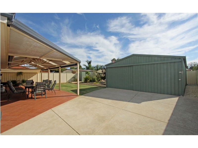 8 Beagle Court, Falcon WA 6210