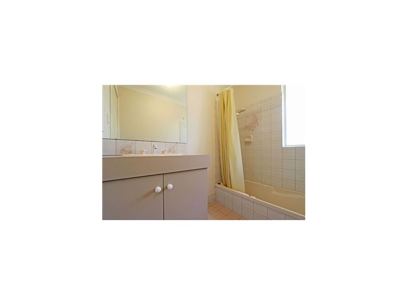 2 Buchanan Elbow, Greenfields WA 6210