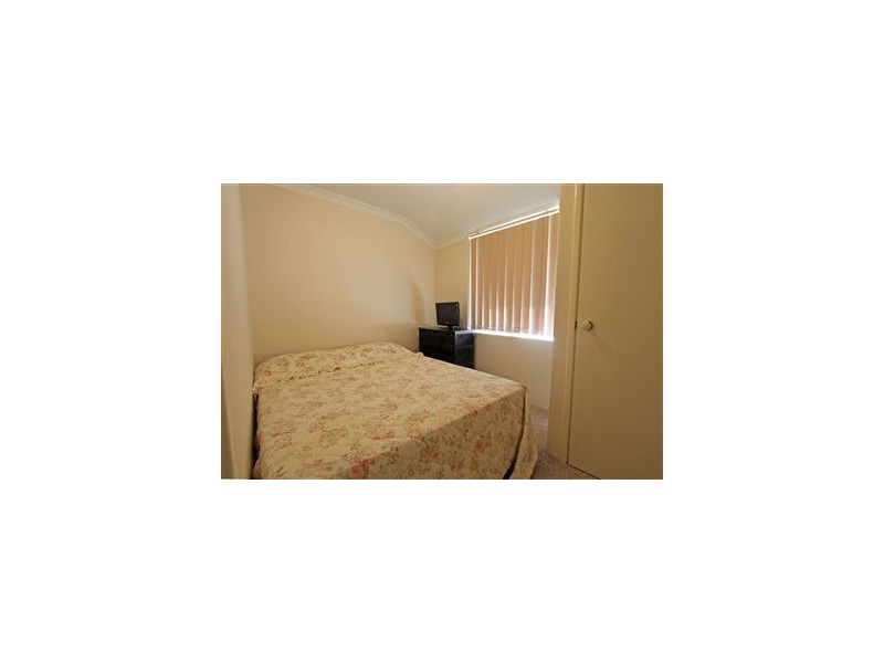 2 Buchanan Elbow, Greenfields WA 6210