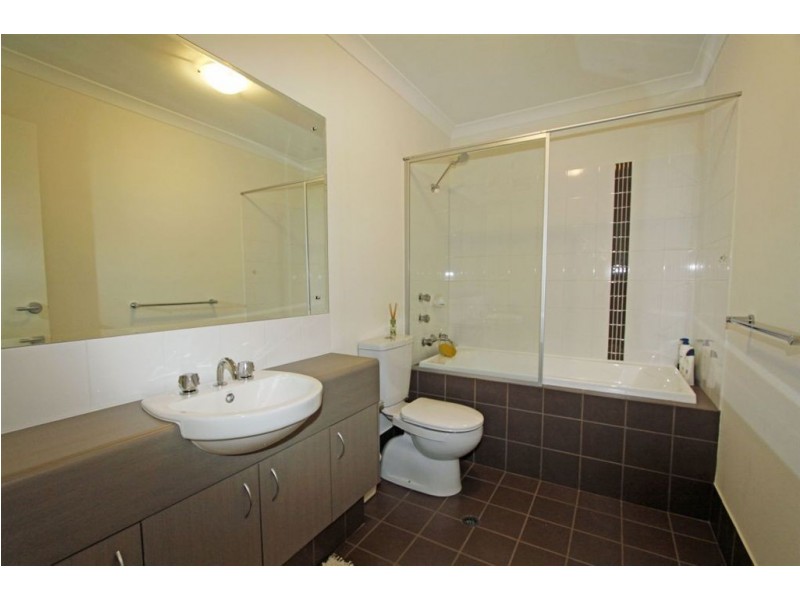 24/44 Oaklands Avenue, Halls Head WA 6210