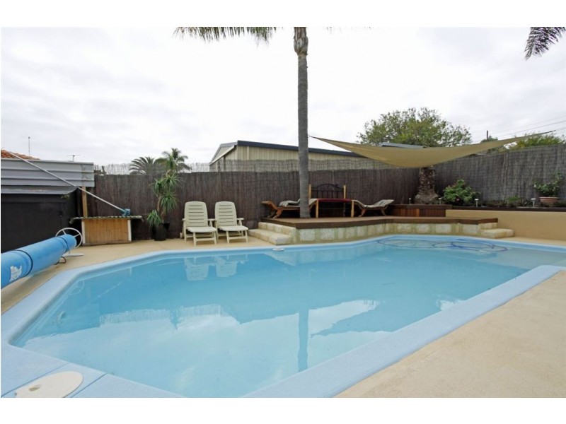 21 Gray Road, Mandurah WA 6210