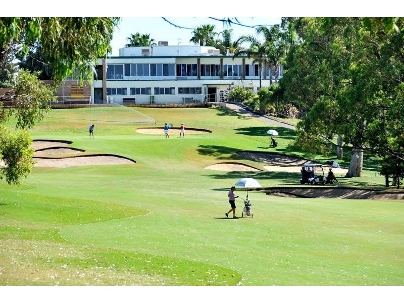 1/44 Oaklands Avenue, Halls Head WA 6210