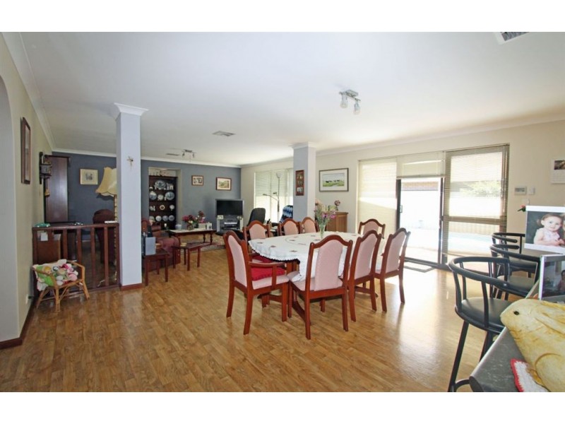 29 Hungerford Avenue, Halls Head WA 6210