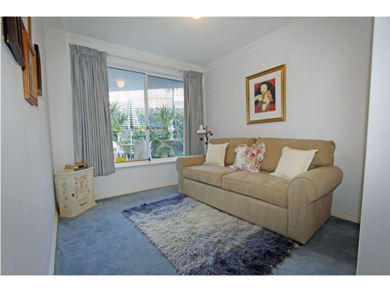 9/3 Leslie Street, Dudley Park WA 6210