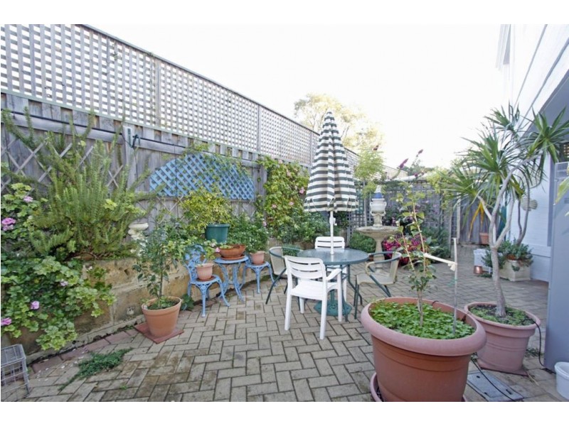 9/3 Leslie Street, Dudley Park WA 6210