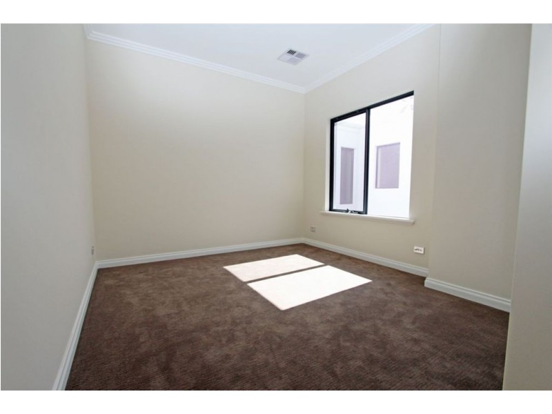 5/23 Galileo Loop, Mandurah WA 6210