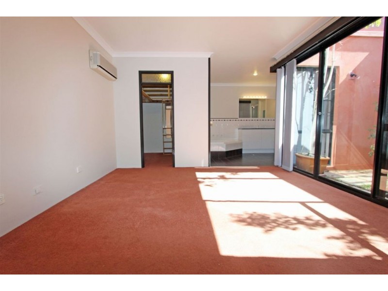 42 Watersun Drive, San Remo WA 6210