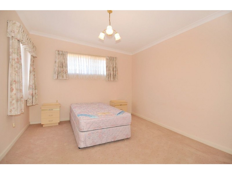 24 Hill Street, Halls Head WA 6210