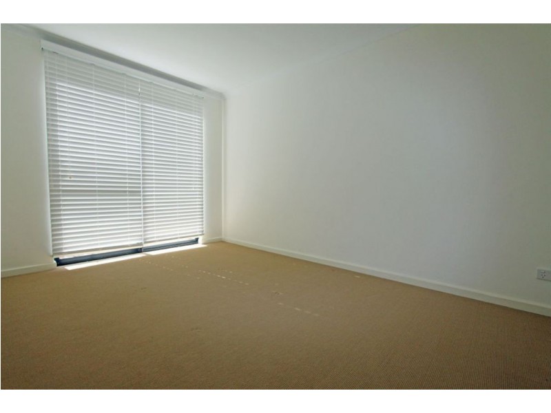 1 Golfers Retreat, Halls Head WA 6210