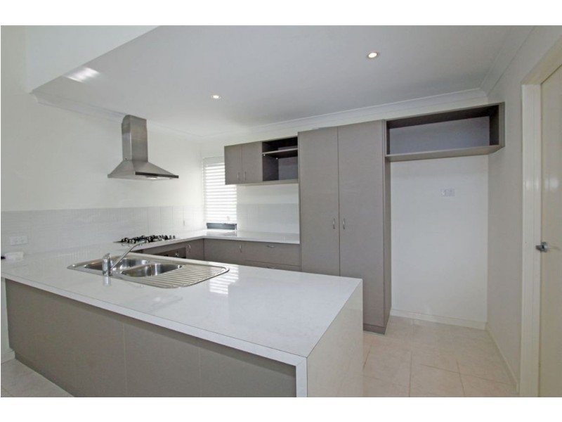 1 Golfers Retreat, Halls Head WA 6210