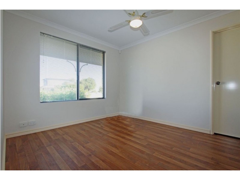 2 Gilmore Street, Madora Bay WA 6210