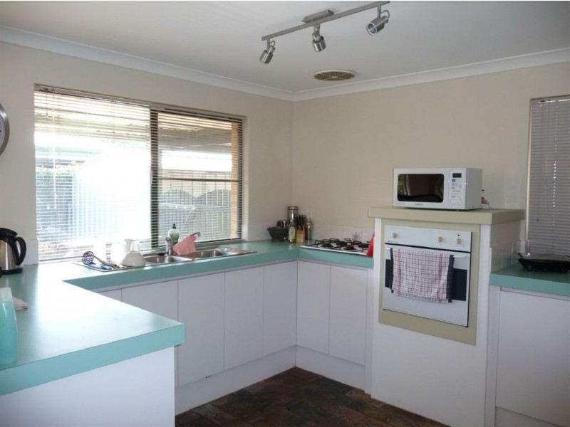 9 Kalgan Retreat, Greenfields WA 6210