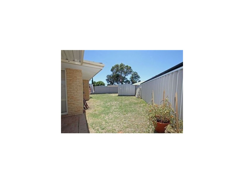 2 Buchanan Elbow, Greenfields WA 6210