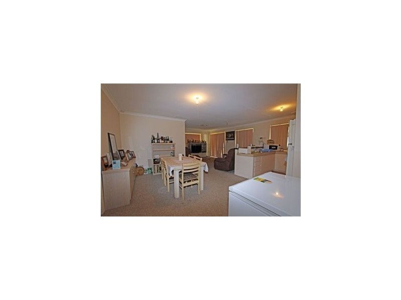 2 Buchanan Elbow, Greenfields WA 6210
