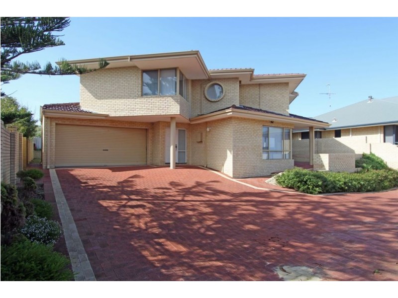 50B Halls Head Parade, Halls Head WA 6210