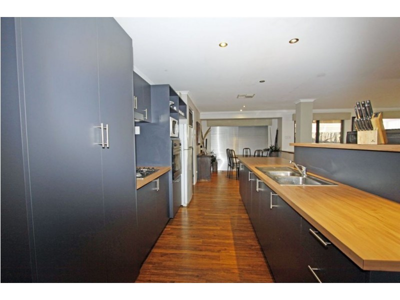 13 Bethel Corner, Halls Head WA 6210