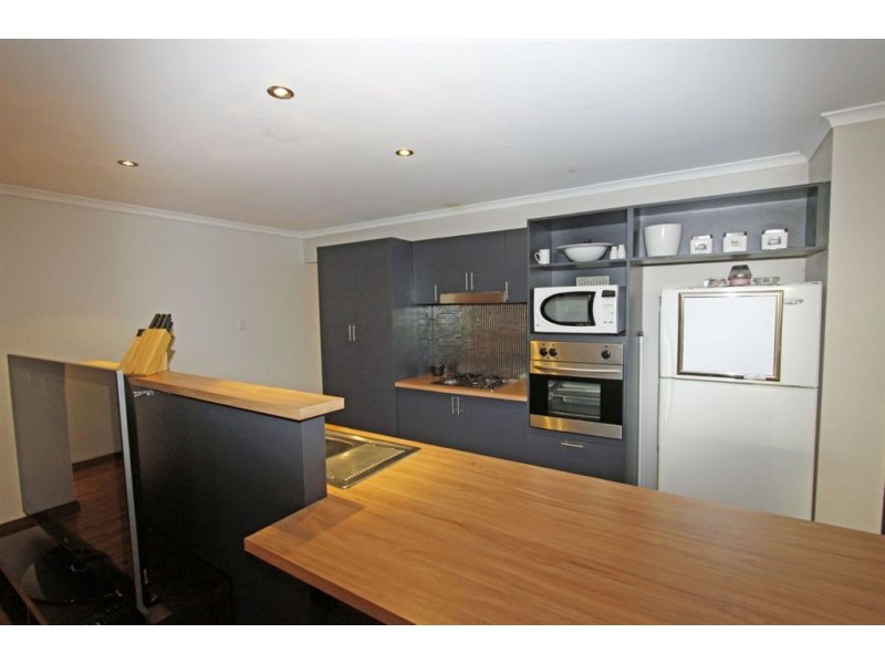 13 Bethel Corner, Halls Head WA 6210