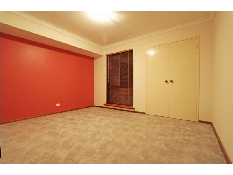 52 Glencoe Parade, Halls Head WA 6210