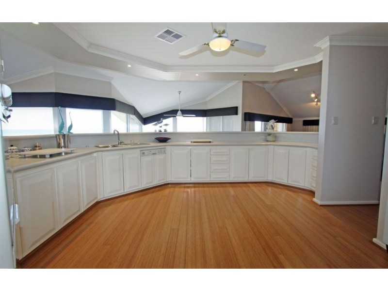 151 Ormsby Terrace, Silver Sands WA 6210