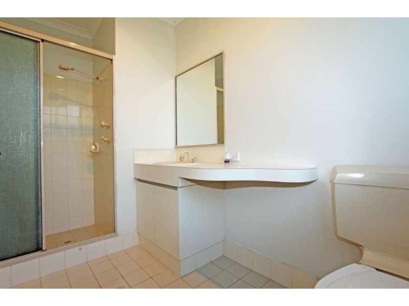 24 Casuarina Drive, Halls Head WA 6210