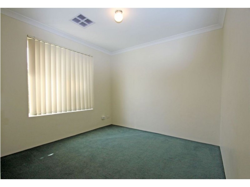 10 Saffron Loop, Falcon WA 6210