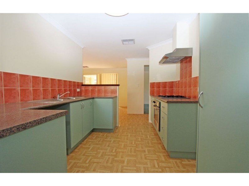 10 Saffron Loop, Falcon WA 6210