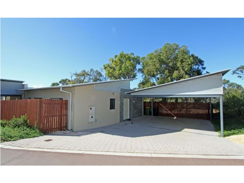 1 Golfers Retreat, Halls Head WA 6210