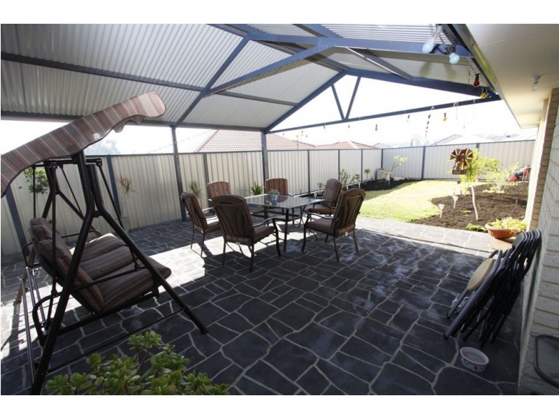 17 Caslano Road, Meadow Springs WA 6210