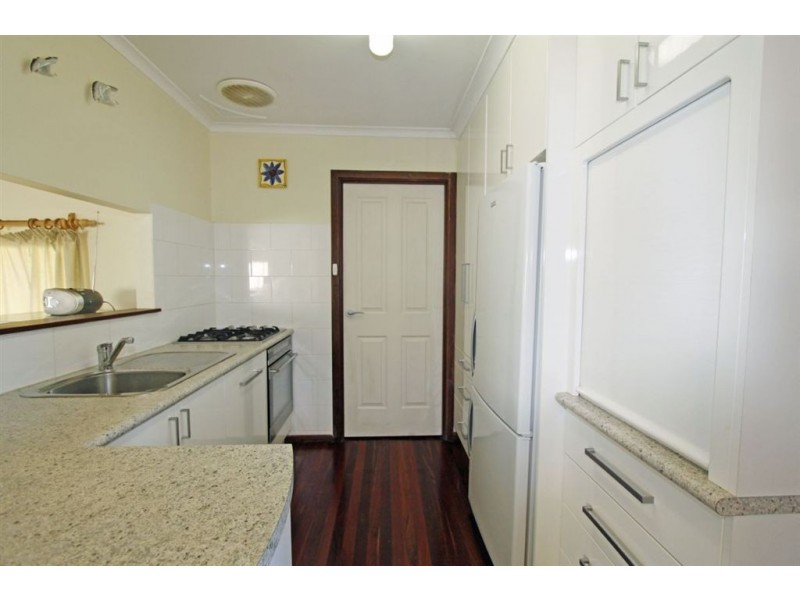 8 Ormsby Terrace, San Remo WA 6210